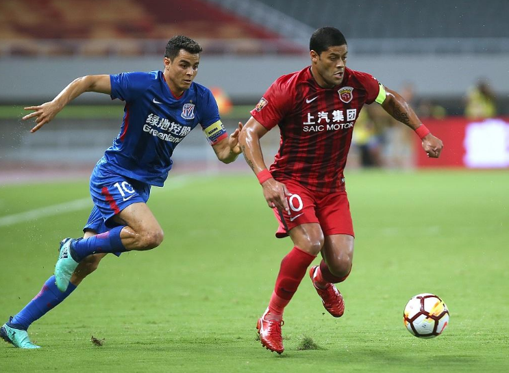 出场球员因伤退出比赛，团队战力大打折扣的简单介绍