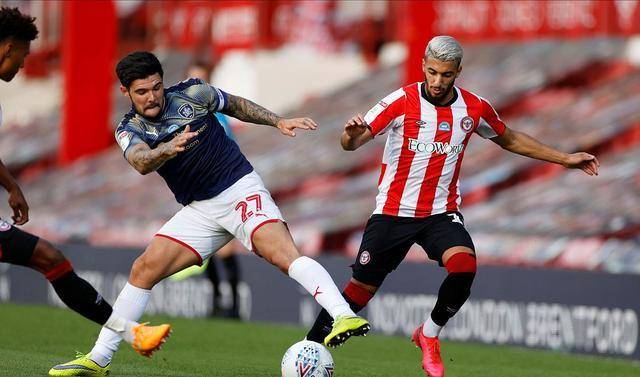 曼城遭遇阿贾克斯翻盘,晋级之路险象环生的简单介绍 曼城遭遇阿贾克斯翻盘,晋级之路险象环生的简单介绍