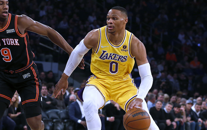 关于尼克斯血洗爵士，浓眉打破历史纪录的信息