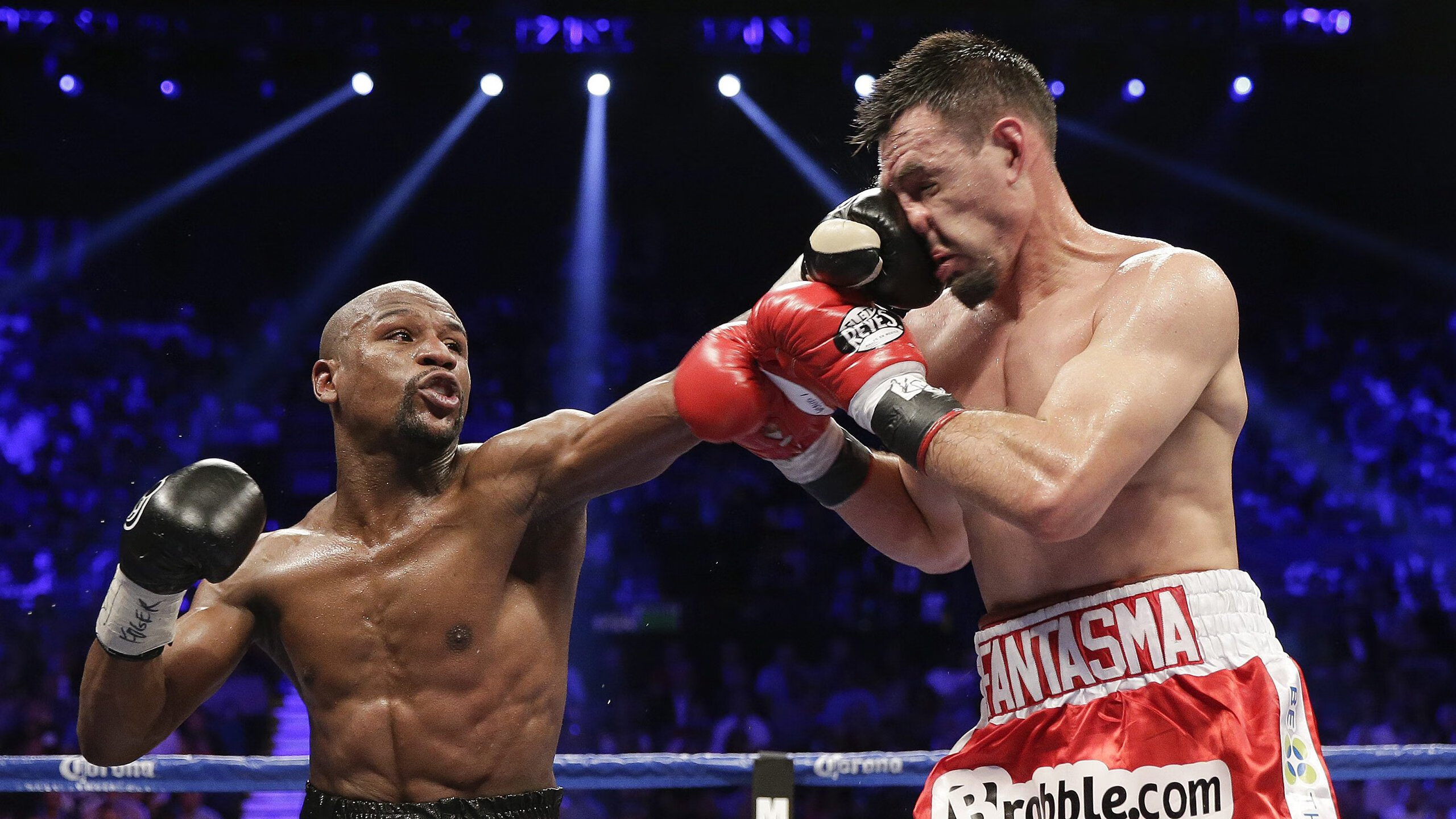 跨界传奇，阿根廷提前终结悬念，库尔图瓦东决式接管定义伟大