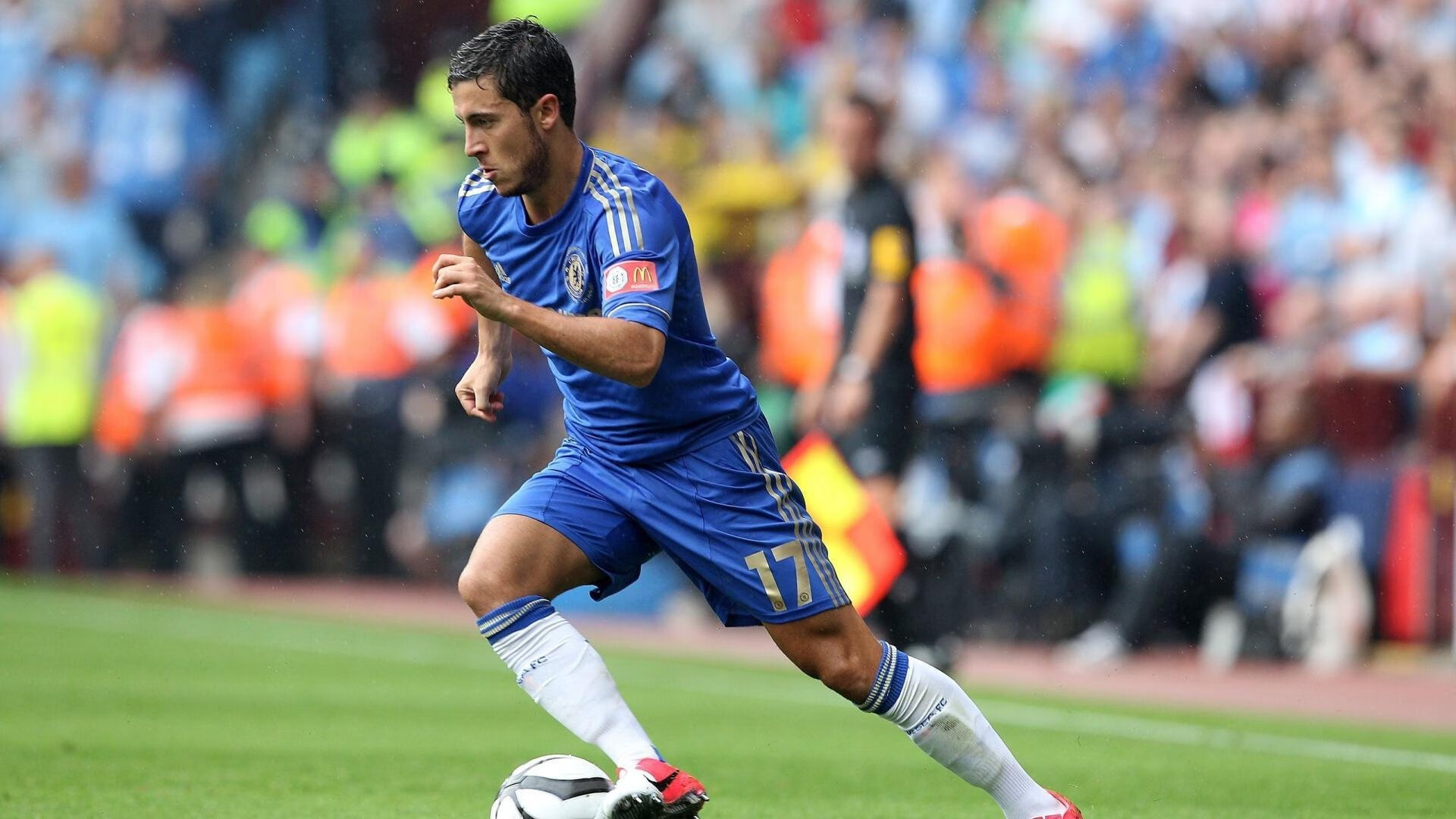 阿拉巴之夜,当足球巨星照亮NBA季后赛的穹顶