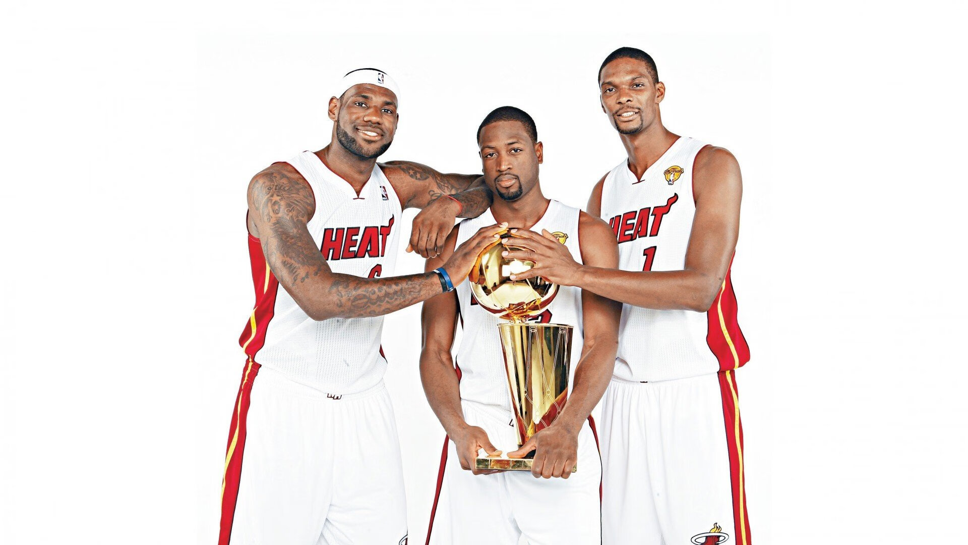 孤星破晓,保罗独扛江苏横扫太阳,诠释唯一性的篮球史诗